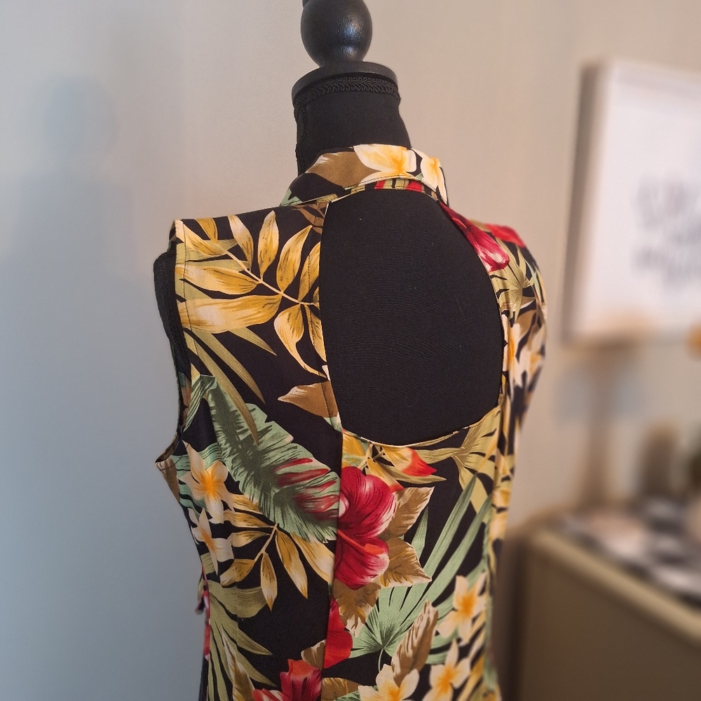 Vintage Tropical Flirty Back Floral full front button down Maxi Dress M …